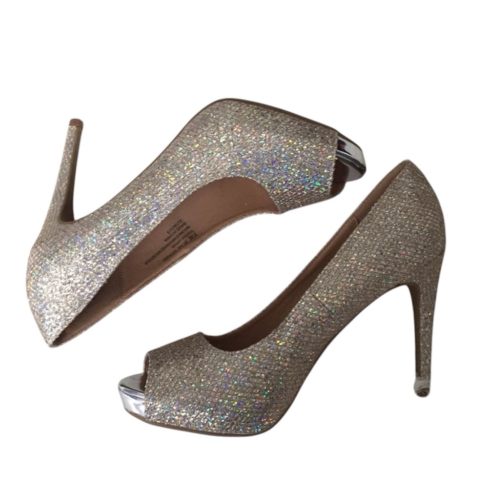 NWT - XOXO Sparkley heels - size 10